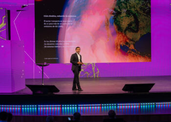 Chile avanza a paso lento en electromovilidad y se abre el debate sobre cómo acelerar esta transición.