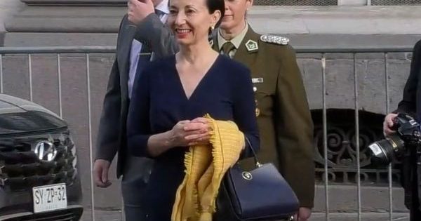 Gloria Ana Chevesich asume la presidencia de la Corte Suprema, un hito histórico para Chile.