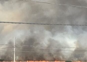 [VIDEO] Humo denso en Colina y Lampa por incendio en Noviciado