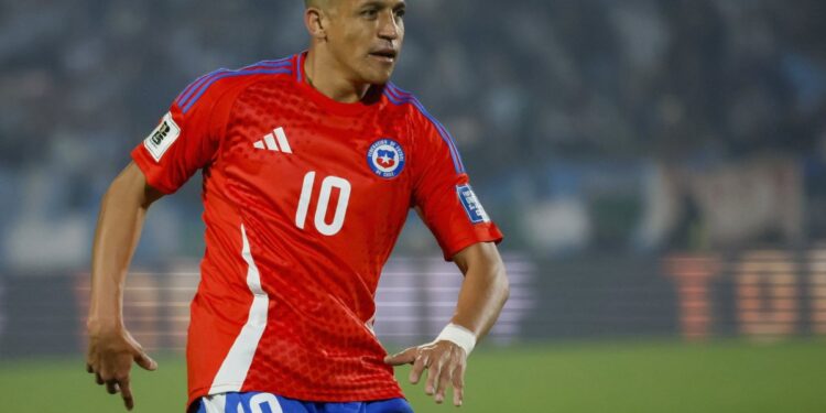 Alexis Sánchez genera controversia en la prensa española tras la dolorosa derrota del Sevilla.