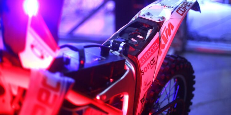 José Ignacio Cornejo terminó en séptima posición en motos en el Dakar 2026.