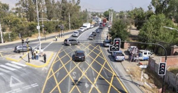 Lampa está planificando una red de semáforos para regular los cruces importantes de la comuna.
