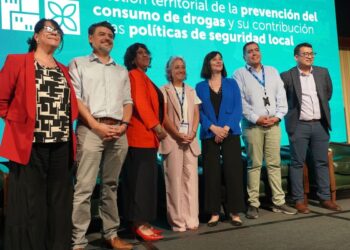 Prevención del consumo de drogas se afianza como pieza clave de la seguridad local en seminario nacional de SENDA.