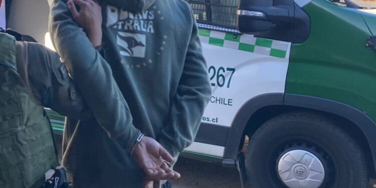 Pelea entre primos culmina con uno apuñalado en Laja.