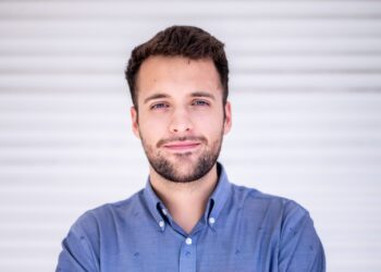 El Community Manager lo hace todo, ¡y mejor todavía! por Oscar Marcos.