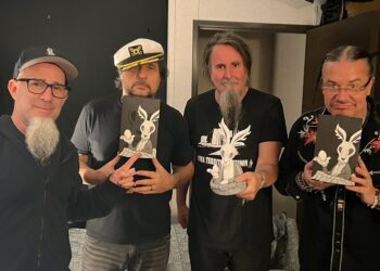 Mr. Bungle cancela su espectáculo en Concepción debido a la emergencia por incendios.