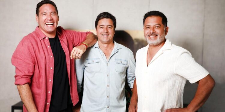 “Socios de la parrilla” se renueva: Pancho Saavedra, Jorge Zabaleta y Pedro Ruminot visitarán las casas de celebridades en la nueva temporada.