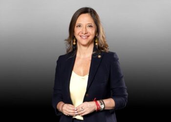 Mónica Pérez deja Teletrece Tarde para ocupar un puesto destacado en Canal 13.