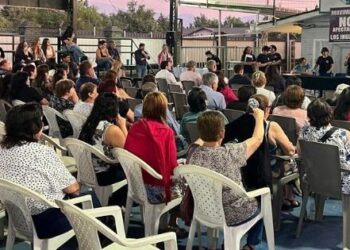 Afectación vial en Los Ingleses sigue latente: vecinos piden ser parte tras larga reunión.