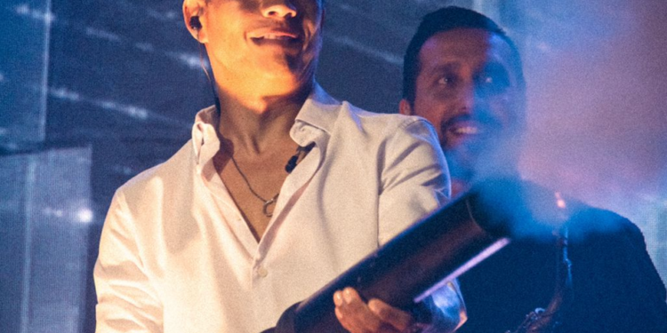 Espectáculo gratuito al entrar al casino – LAVOZDEPUCON