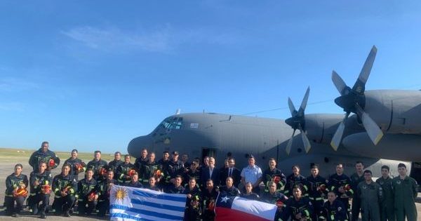 Apoyo internacional ante incendios en Chile: brigadas de afuera refuerzan la lucha en el sur.