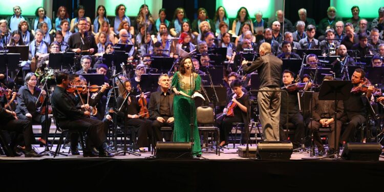 La Universidad de Chile vuelve al Estadio Nacional con «Carmina Burana» en un concierto sinfónico gratis.