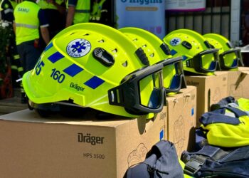 Fortalecen la seguridad del personal del SAMU con la entrega de equipamiento.