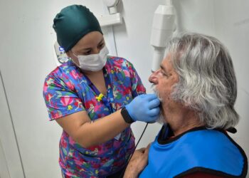 Recoleta vuelve a activar el servicio de radiología dental para mejorar la atención odontológica en la comuna.