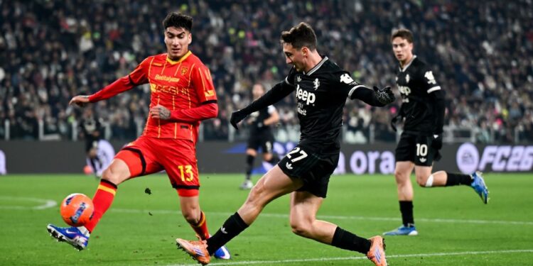 Desde Molina hasta Turín: Matías Pérez debutó oficialmente con el Lecce.