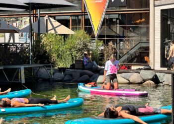 ¡Regresa el Yoga SUP a la Laguna de Mall Sport este verano!