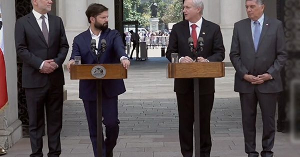 Boric y Kast fortalecen la coordinación frente a los megaincendios en Biobío y Ñuble.