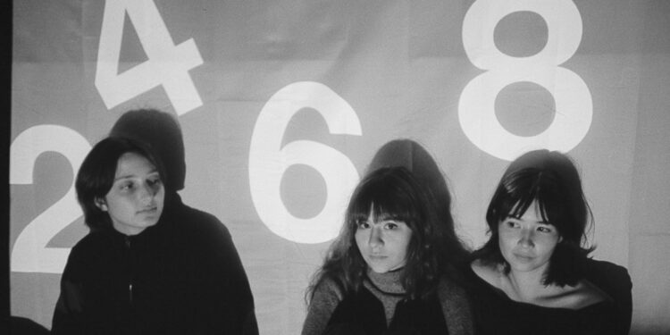 Horsegirl llega a Chile con su primer show en el Club Chocolate este 28 de mayo.