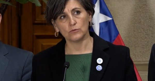 Denunciarán a la ministra de Salud por la muerte de un paciente tras la cirugía de emergencia de su mamá.