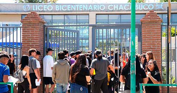 Colina se mete entre los 20 mejores liceos municipales según la PAES 2025.