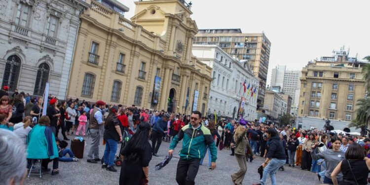 “Patrimonio en Modo Verano” llega a Santiago con panoramas veraniegos y actividades para toda la familia.