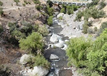 Municipalidad de Colina informa sobre cierre preventivo de Las Compuertas por peligro de incendio.