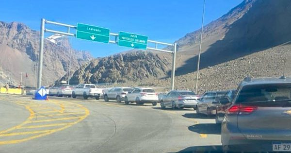 Anuncian que vuelve a abrir el paso Cristo Redentor tras cierre preventivo.