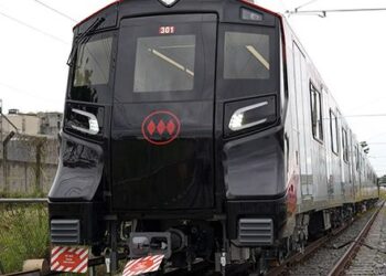 Presentan el primer tren ya listo de la futura Línea 7.