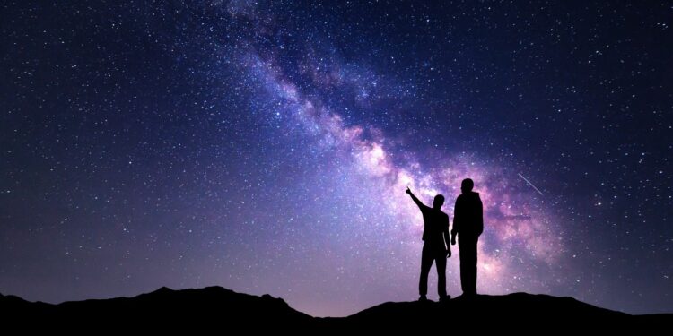 Astronomía y ciencia se toman Molina: Radal Siete Tazas será sede de una fiesta astronómica sin precedentes.