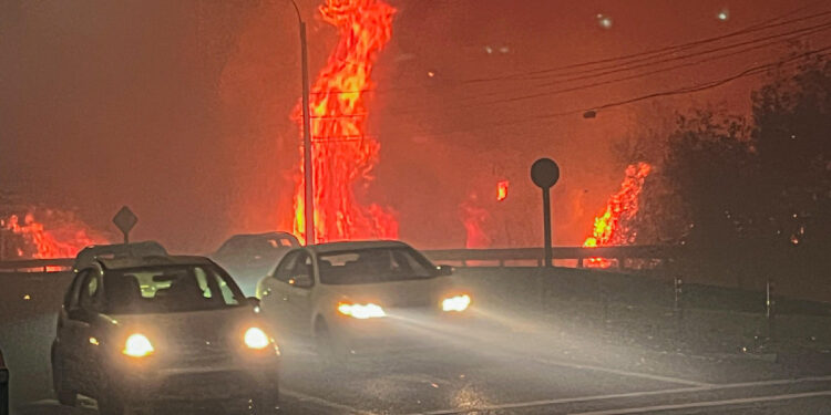 Incendios en la Región del Biobío causan 16 muertes y más de 18 mil hectáreas devastadas.
