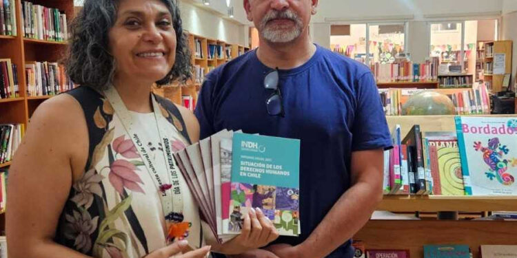 Bibliotecas del Maule se unen a la promoción de derechos humanos mediante material del INDH.