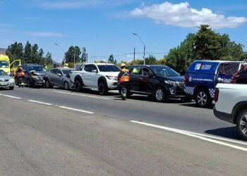 Ocho personas resultaron heridas y se generó alta congestión tras un accidente de múltiples vehículos en la ruta 5 Norte, entre Nogales y La Calera.