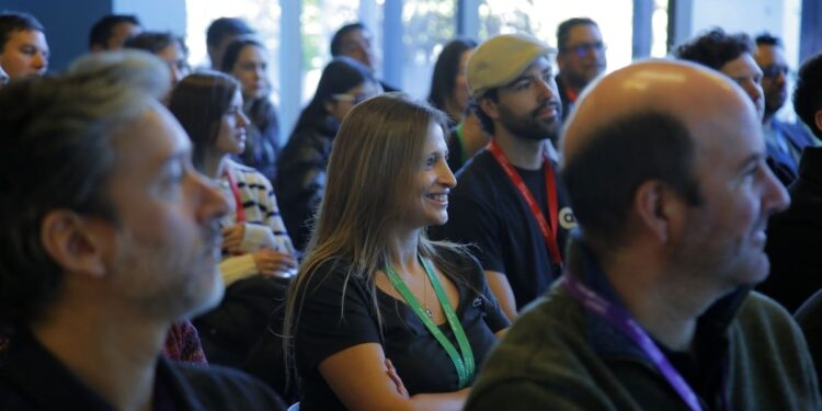 Start-Up Chile elige a 64 startups de alto impacto centradas en agricultura, recursos naturales e inteligencia artificial.