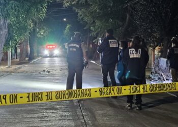Venezolano es asesinado a balazos frente a su casa en Quinta Normal: sufrió al menos 15 impactos de bala.
