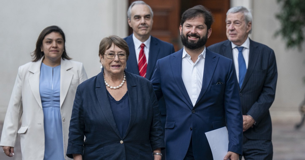 Cadem: división por la postulación de Bachelet a la ONU y expectativas frente al próximo gobierno.