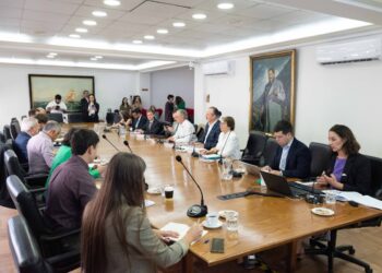 Consejo Interministerial da luz verde a la actualización de la Estrategia Nacional de Hidrógeno Verde 2026–2030 y abre consulta pública.