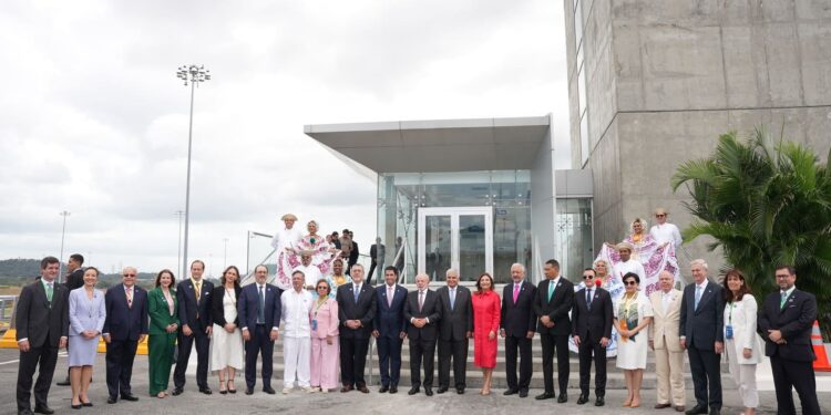 Foro CAF 2026 junta a más de 6.500 líderes de 70 países, convirtiéndose en el mayor encuentro regional de los últimos tiempos.