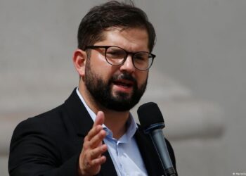 Cambio a Pase Cultural: El Presidente solicita no penalizar a los beneficiarios por incidentes aislados.