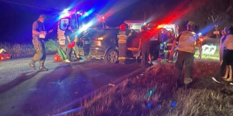 Accidente frontal de gran impacto causa la muerte de tres personas en Osorno.
