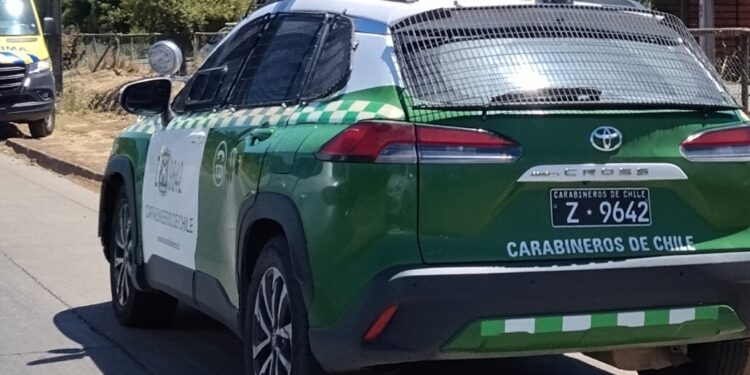 Sujeto apuñaló a su pareja e hijo después de una violenta discusión en Maipú.