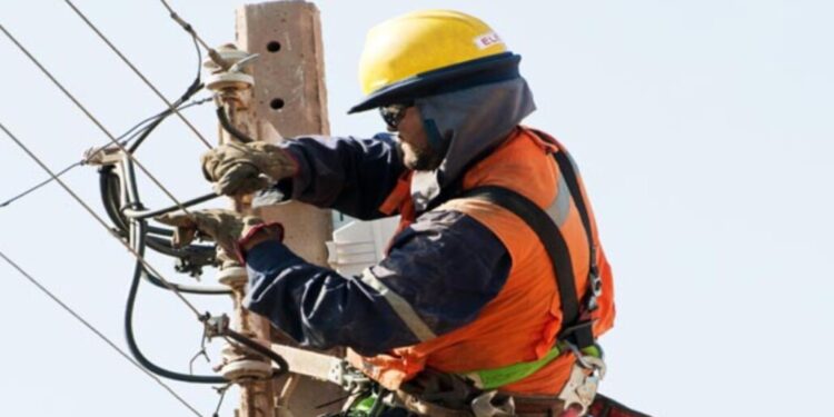 Cinco importantes sectores de Los Ángeles experimentarán cortes de luz este jueves 5 de febrero.