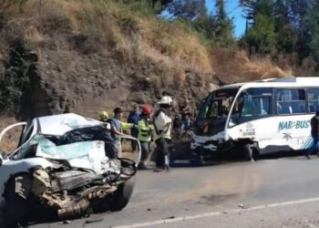 Accidente de alta energía en Nueva Imperial causa una persona muerta y varios heridos.