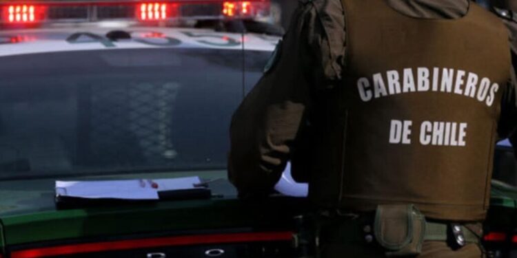 Incendio revela un horroroso crimen en Licantén: Hombre asesinó a su pareja, dejó a su hijo gravemente herido y luego se quitó la vida.