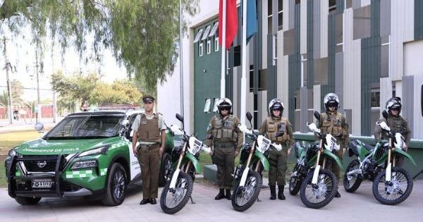 Carabineros refuerzan su labor preventiva en Colina con más vehículos policiales.