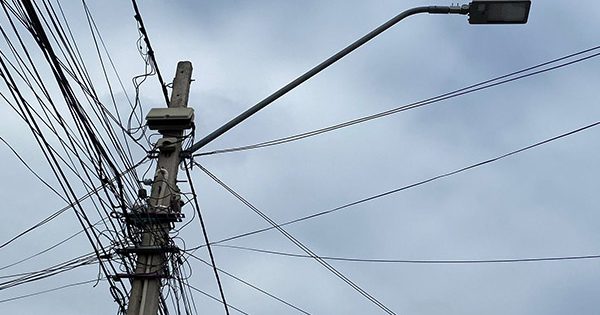 Quilicura: Hombre se electrocuta mientras intentaba robar cables en zona industrial.