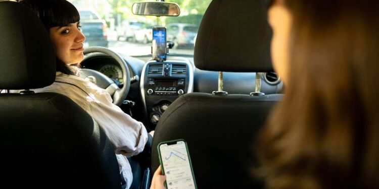 La ciudad se pone amorosa: así varía la movilidad urbana el 14 de febrero, según DiDi.