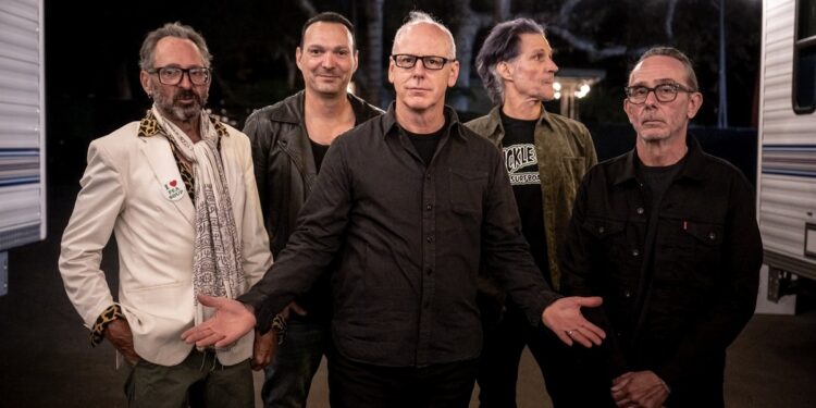 Rockout Festival 2026 confirma a Bad Religion y Evaristo como los primeros artistas anunciados para su cuarta edición en Santiago.