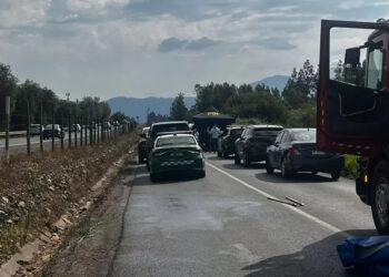 Terrible descubrimiento en la Ruta 78: hallan un cuerpo dentro de una maleta.