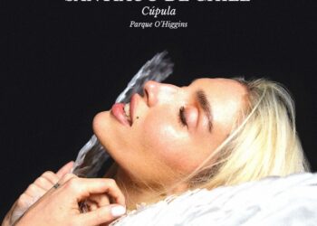 Elena Rose regresa a Chile con su Bendito Tour de Verano y se va a presentar el 9 de mayo en la Cúpula del Parque O’Higgins.