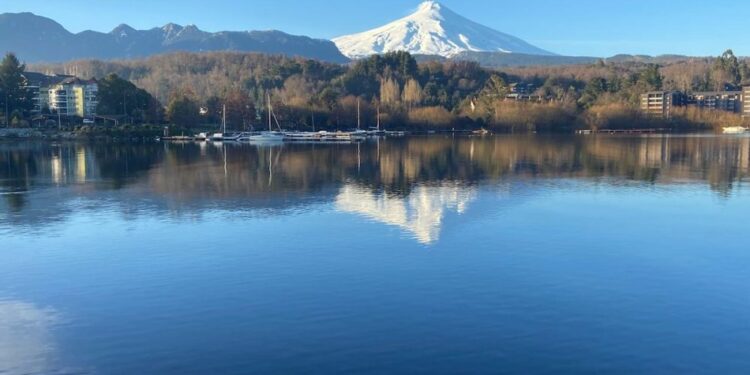 Alcaldes destacan favorablemente la firma del Plan de Descontaminación del lago Villarrica por parte del presidente – LAVOZDEPUCON.